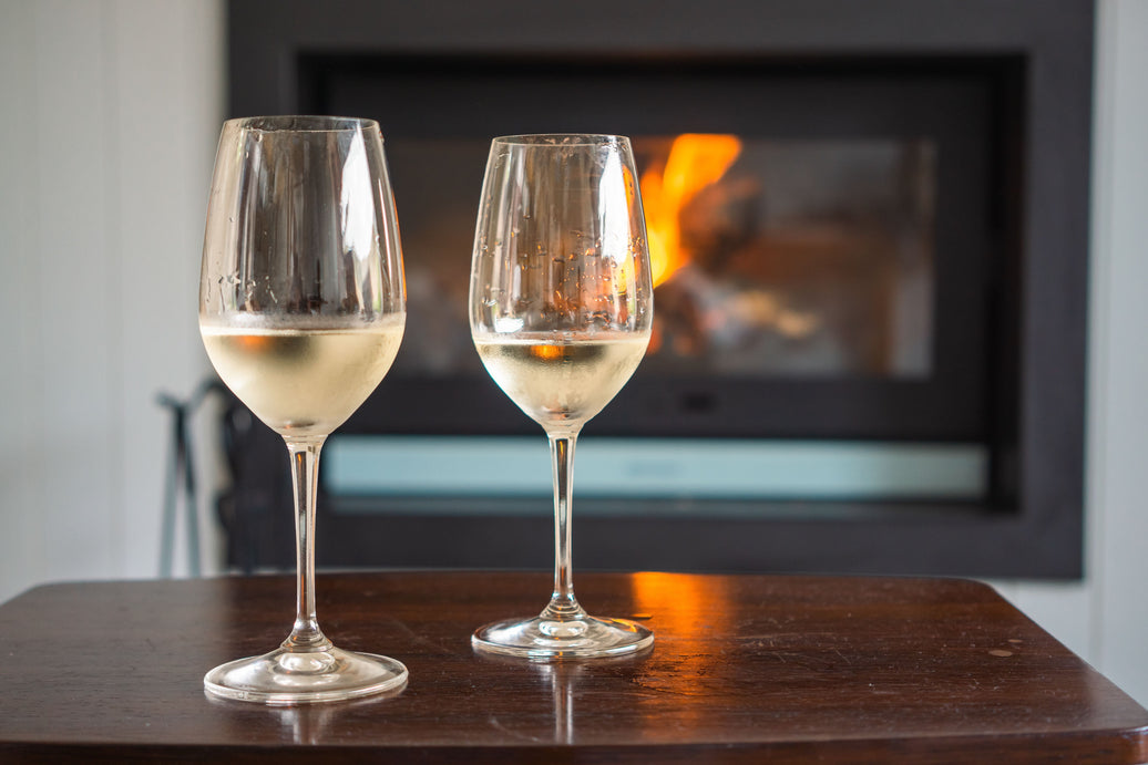 Sauvignon Blanc vs Chardonnay: Which White Wine Should You Buy?
